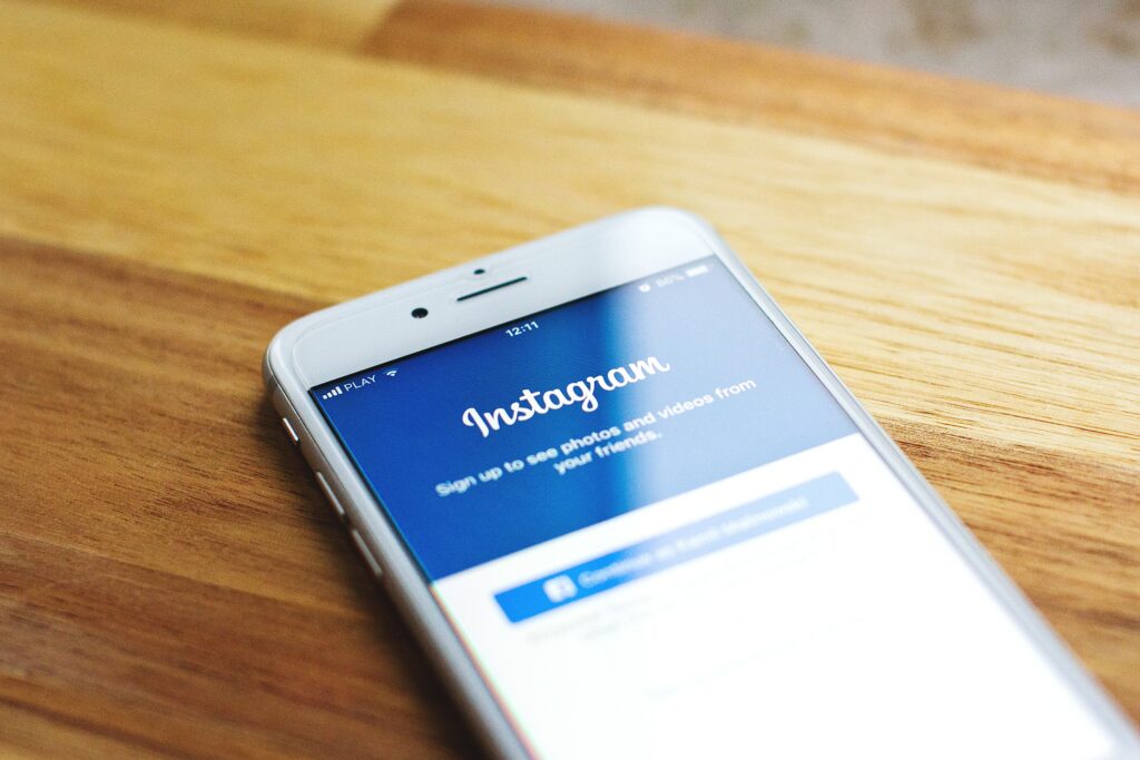 Instagramのプロアカウント開設方法